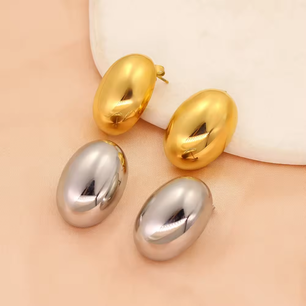ovali gold and silver